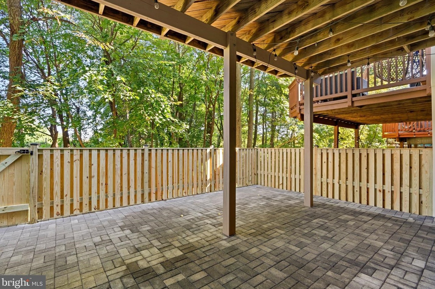 3162 Grovehurst Pl, Alexandria VA  22310-2350 exterior