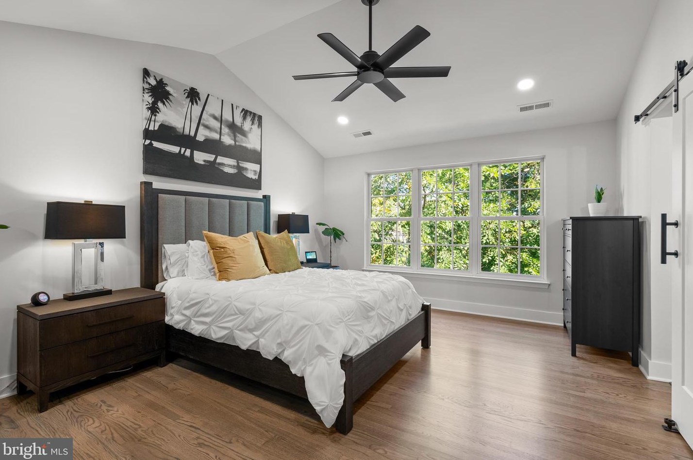 3162 Grovehurst Pl, Alexandria VA  22310-2350 exterior