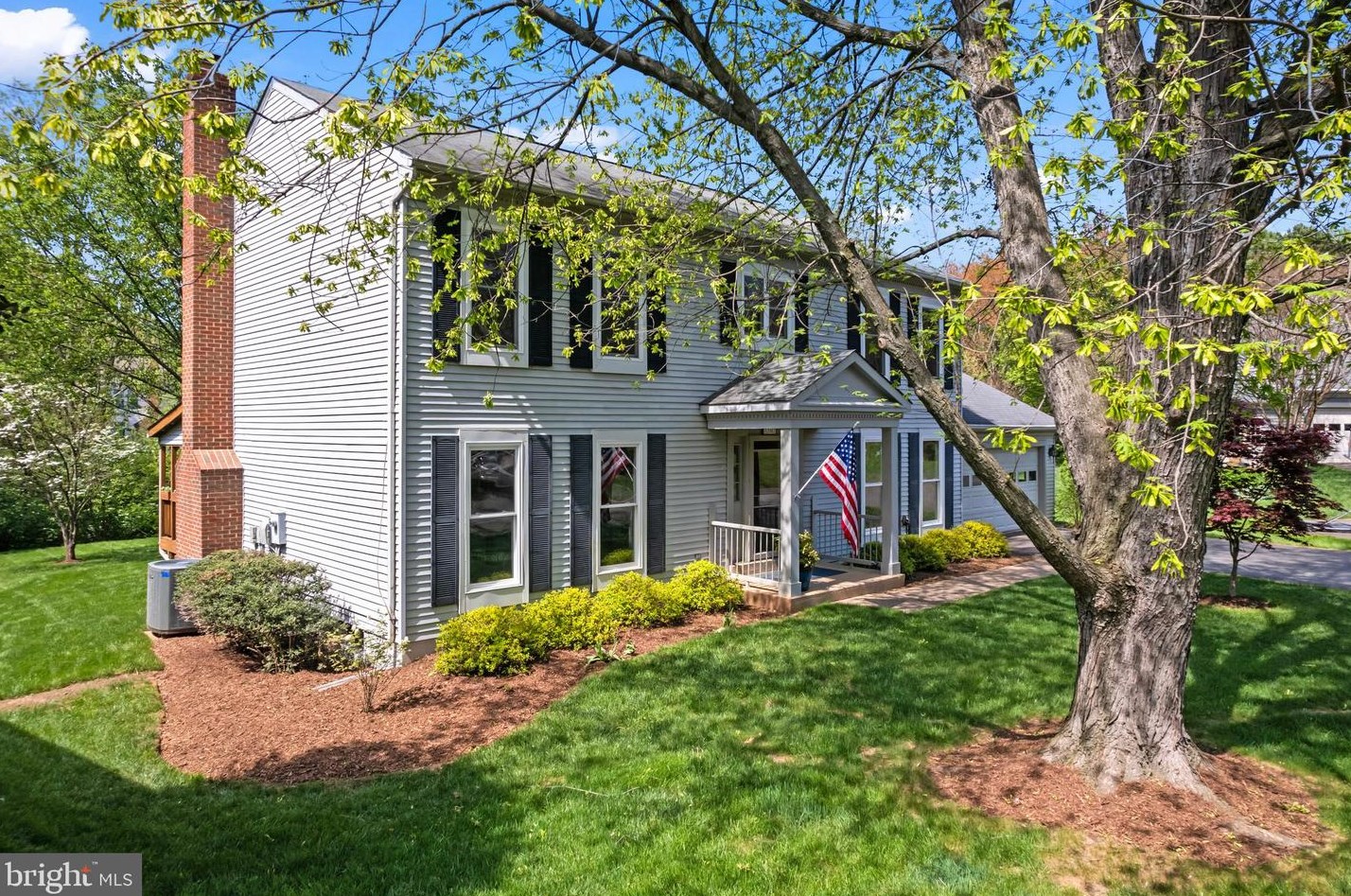 3305 Bywater Ct, Herndon, VA 20171