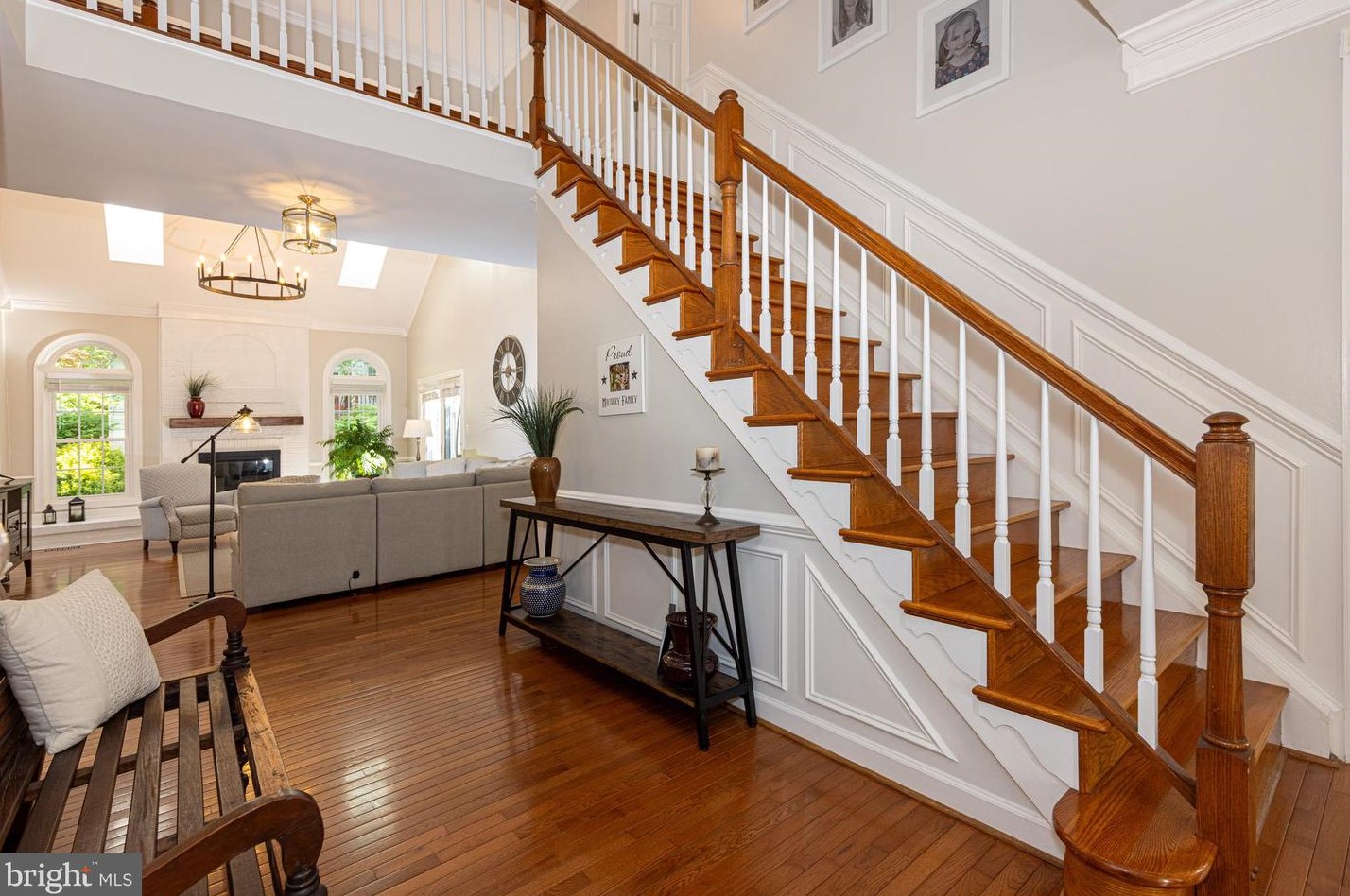 8644 Oak Chase Cir, Fairfax, VA 22039