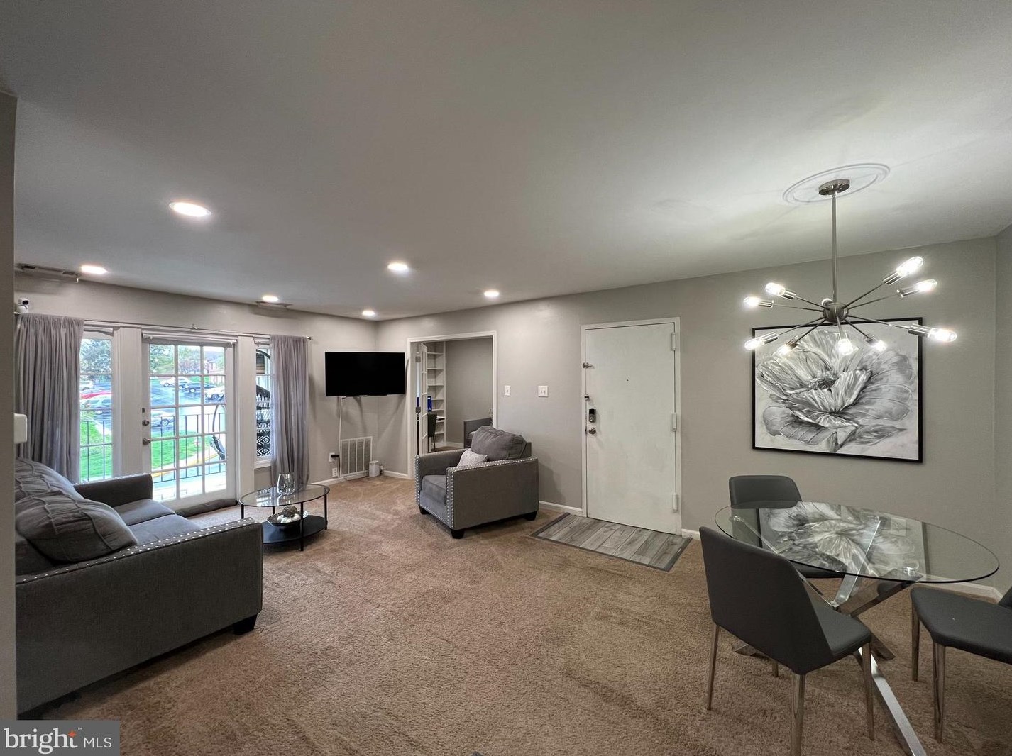 5800 Torington Dr #837, Springfield, VA 22152