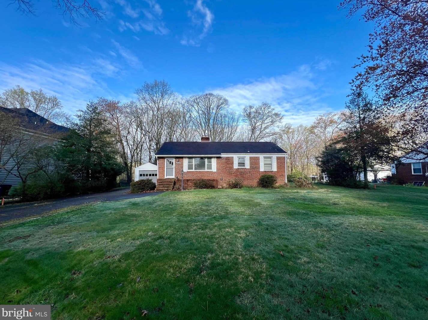 3418 Arnold Ln, Falls Church, VA 22042