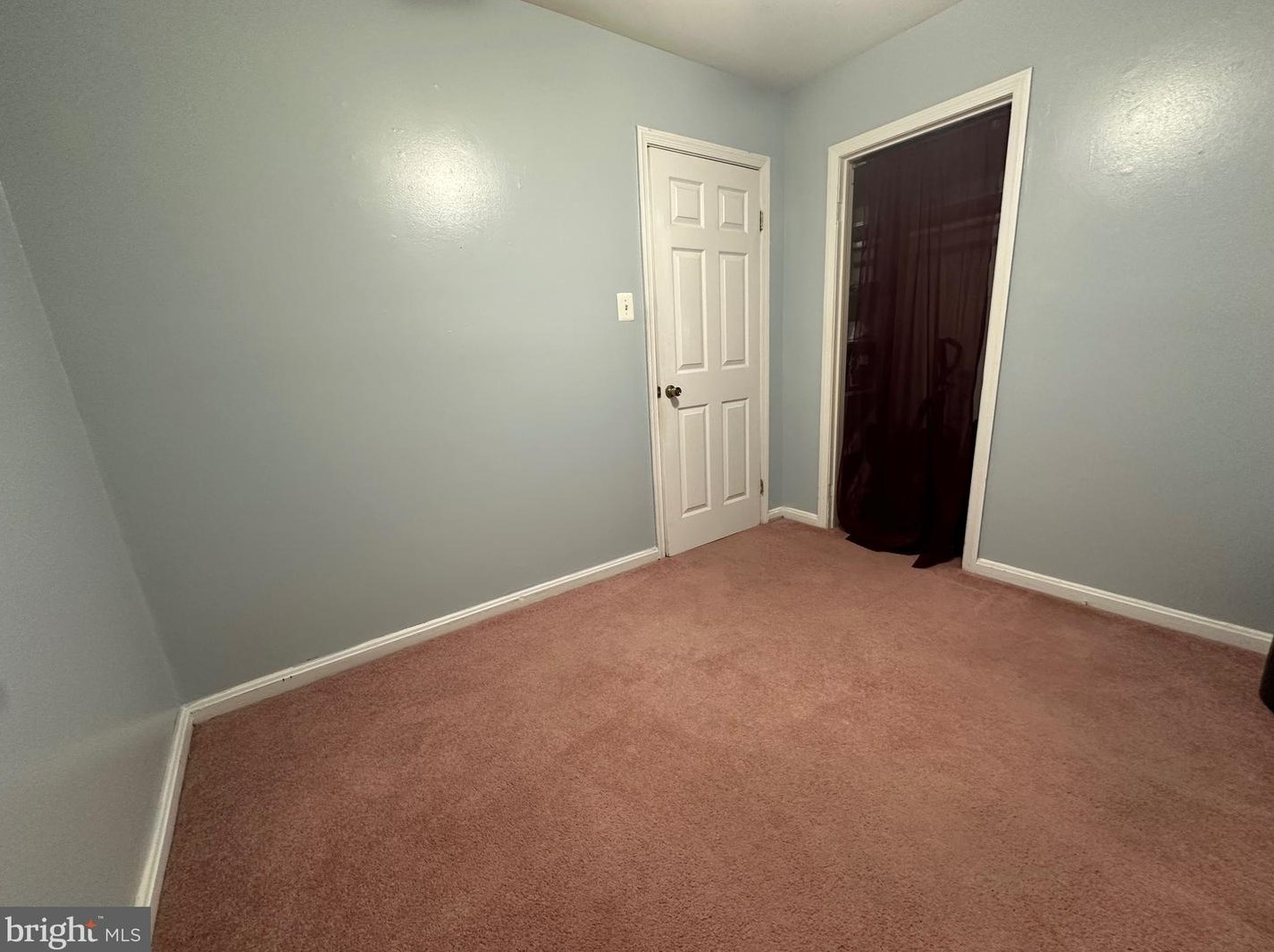 8004 Martha Washington St, Alexandria VA 22309-1348 exterior