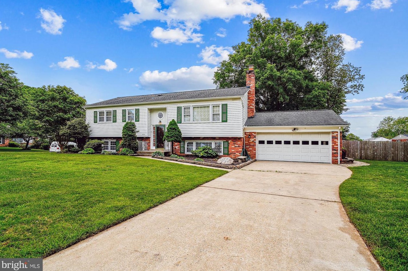 4501 Bee St, Alexandria, VA 22310