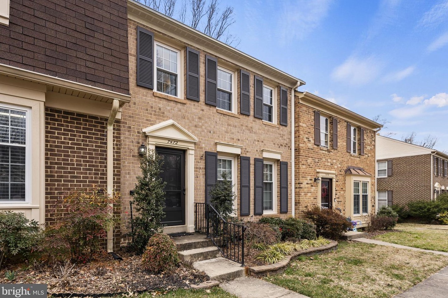 7472 Adams Park Ct, Annandale, VA 22003