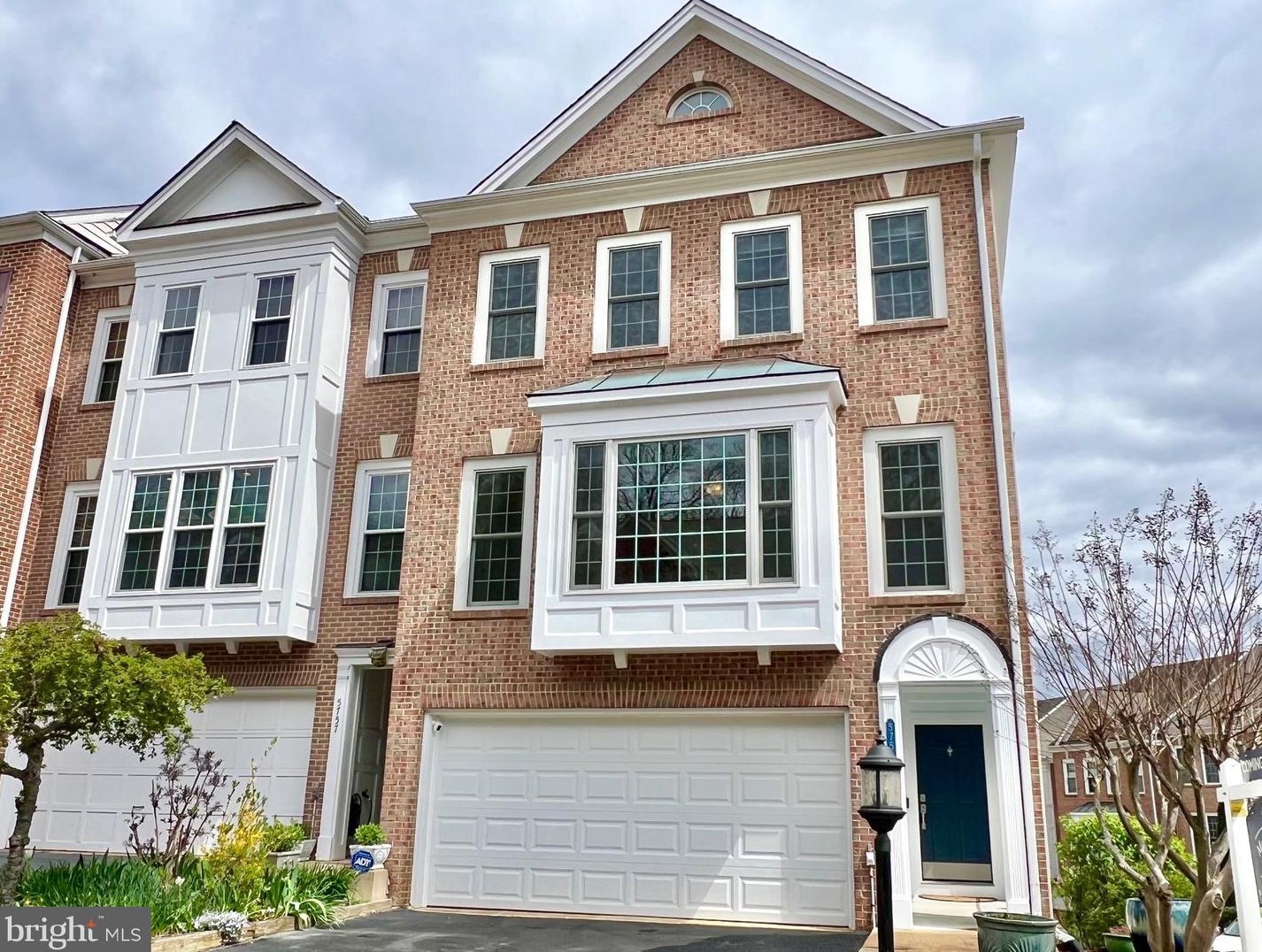 5759 Governors Pond Cir, Alexandria, VA