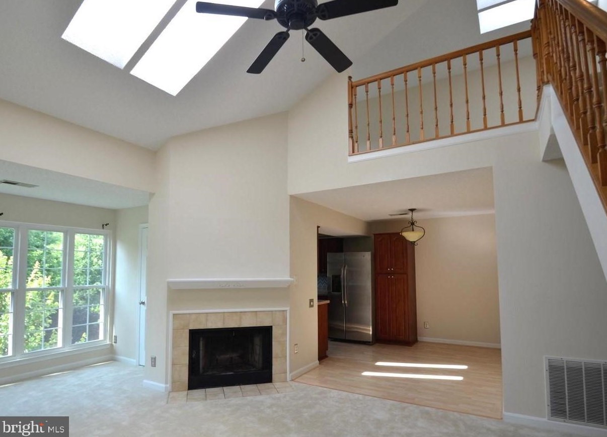 12000 Golf Ridge Ct, Fairfax, VA 22033-2608
