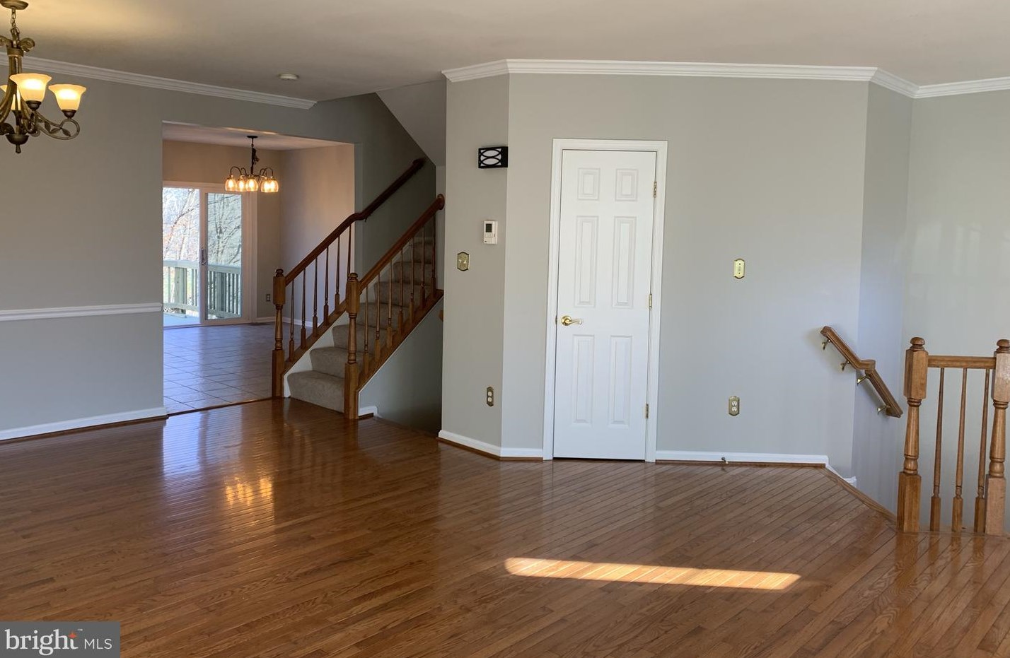 3384 Governors Crest Ct, Alexandria VA  22310-2335 exterior