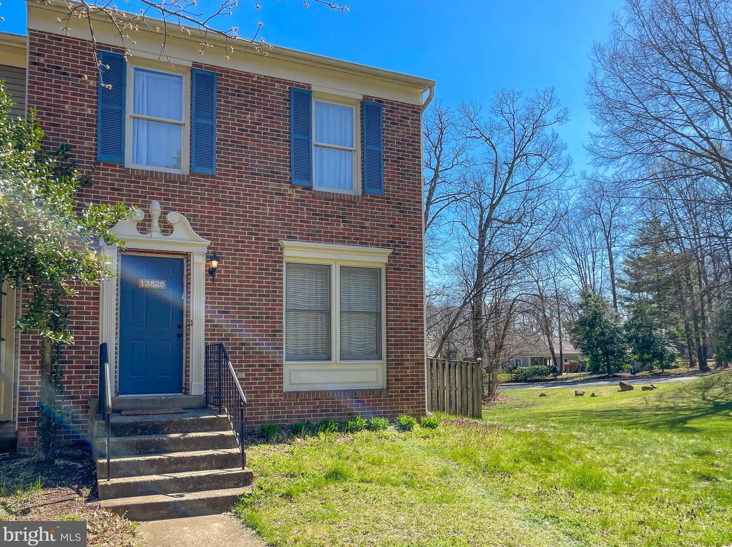 13825 Wakley Ct, Centreville, VA 20121