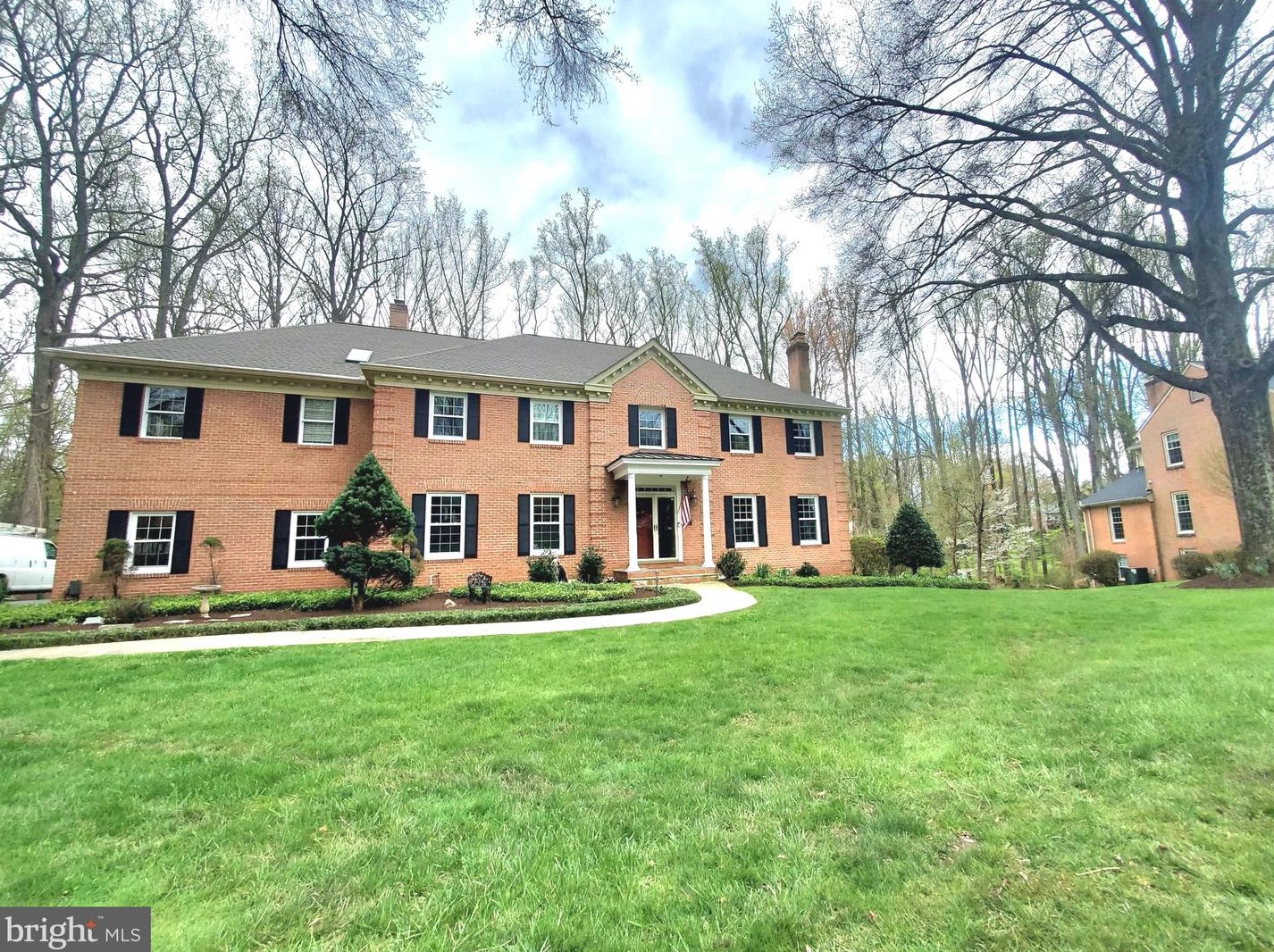 7713 Crossover Dr, Mc Lean, VA 22102-2507