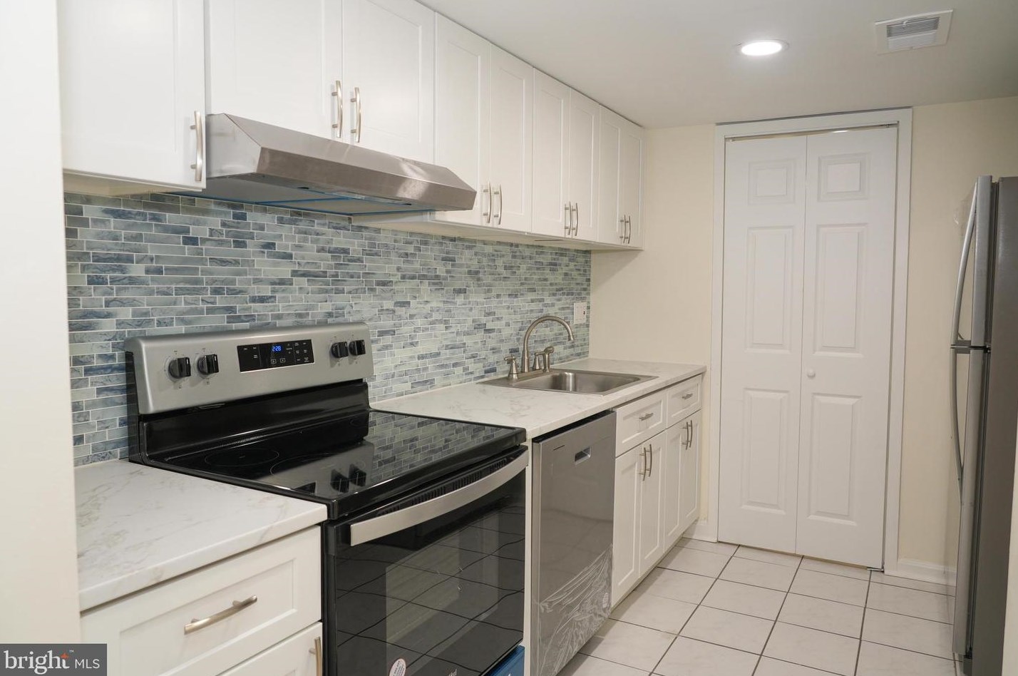 4501 Logsdon Dr #2, Annandale, VA 22003