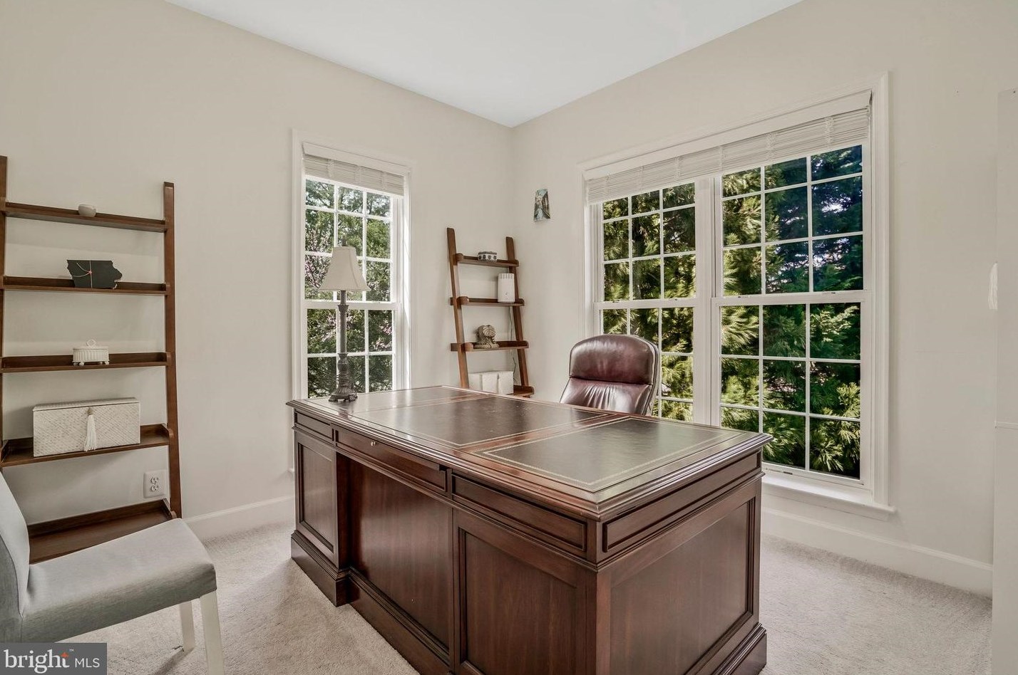 9245 Laurel Ridge Crossing Rd, Lorton VA  22079-2959 exterior