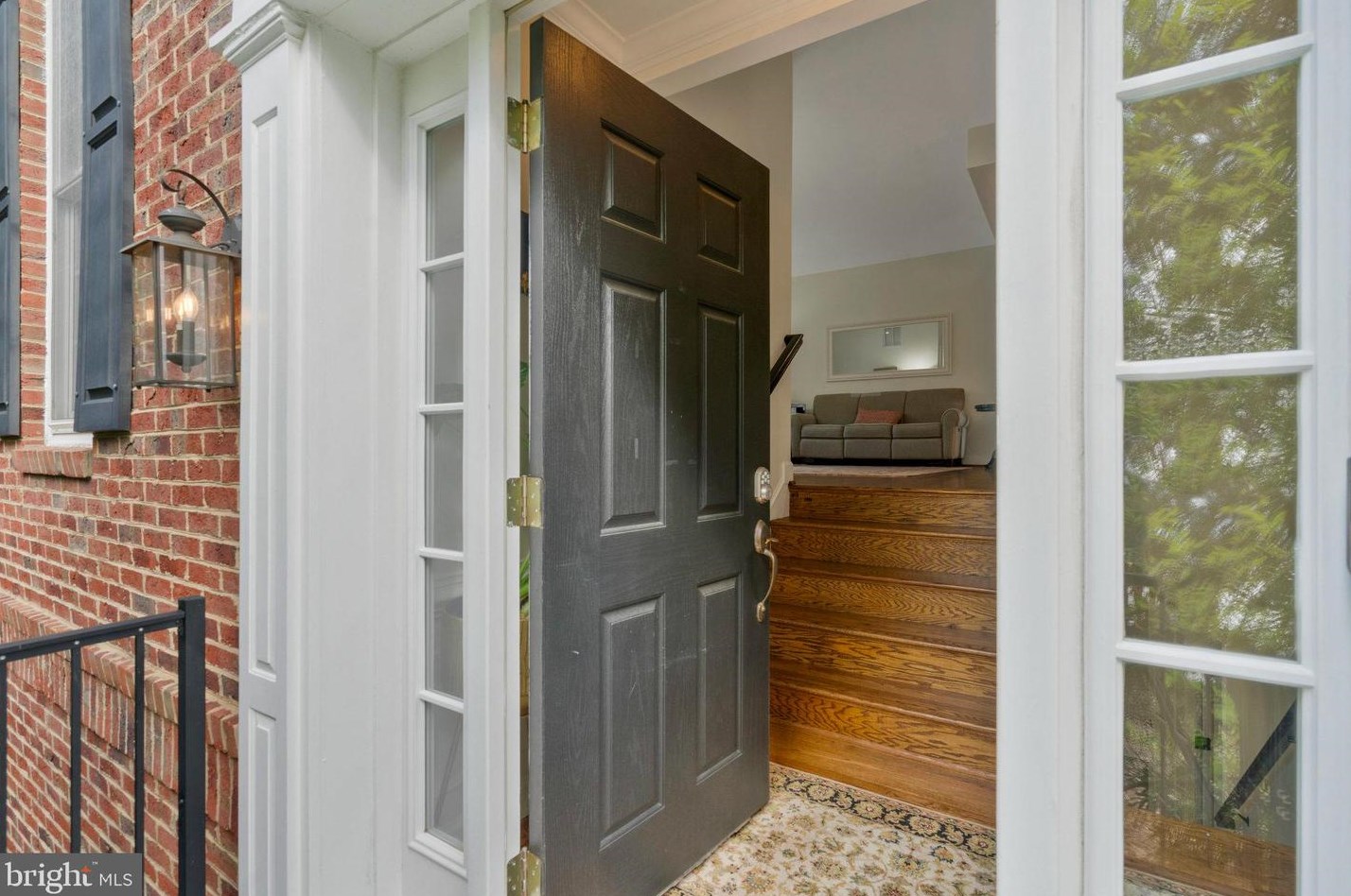 9245 Laurel Ridge Crossing Rd, Lorton VA  22079-2959 exterior