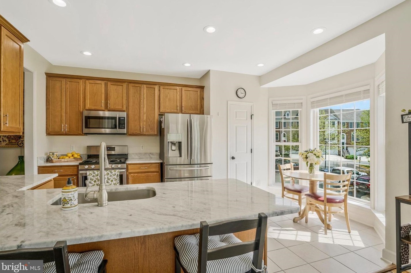 9245 Laurel Ridge Crossing Rd, Lorton VA  22079-2959 exterior