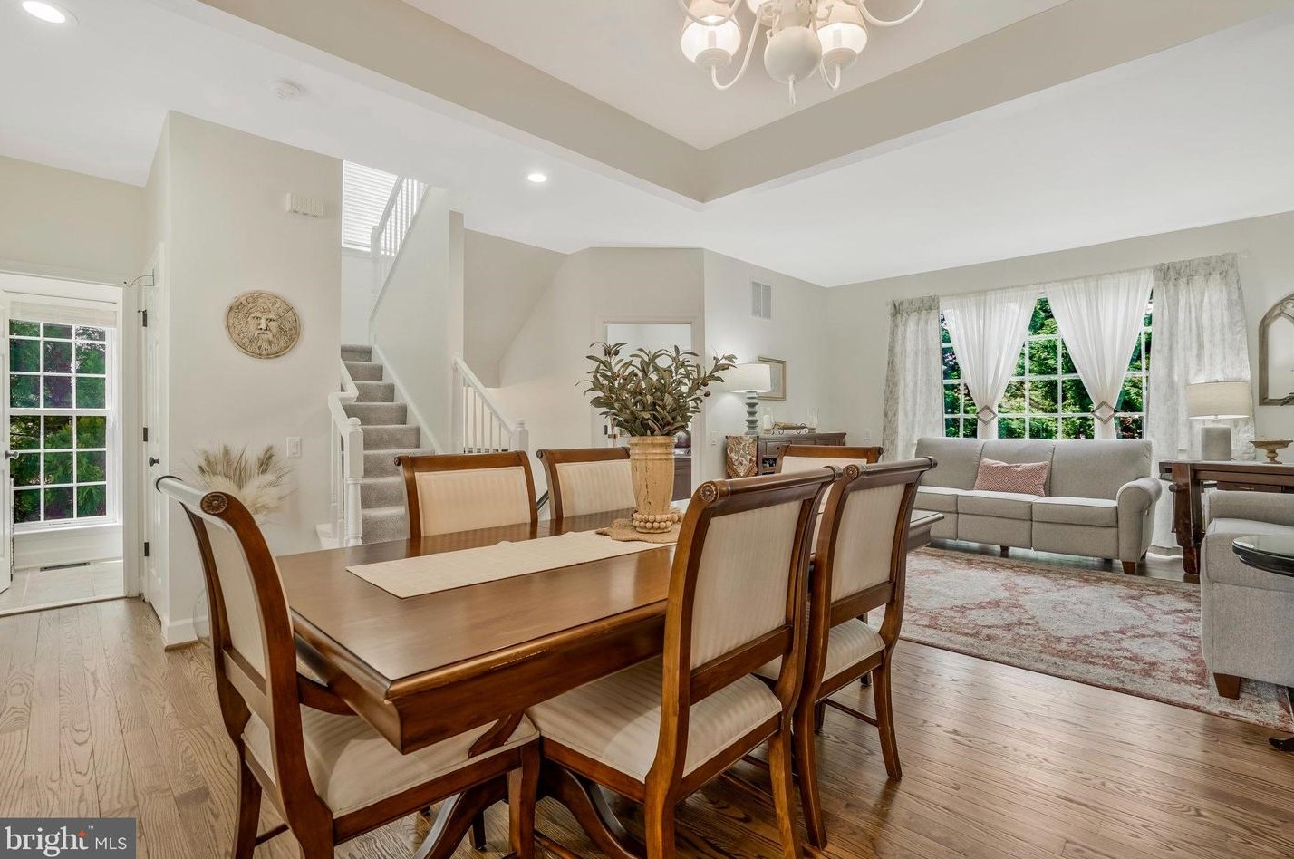 9245 Laurel Ridge Crossing Rd, Lorton VA  22079-2959 exterior