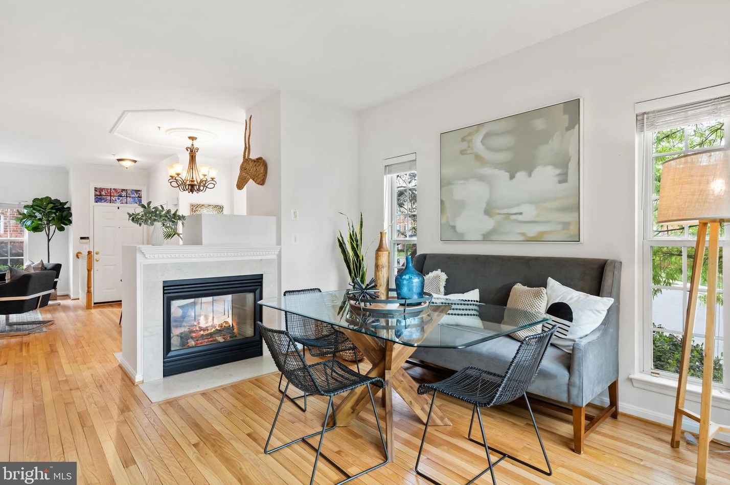 6100 Madison Pointe Ct, Falls Church VA  22041-3671 exterior