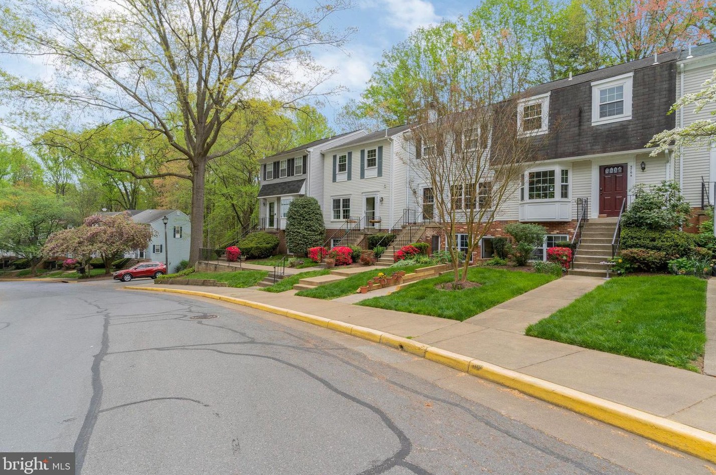 5766 First Landing Way, Springfield VA  22015-2616 exterior