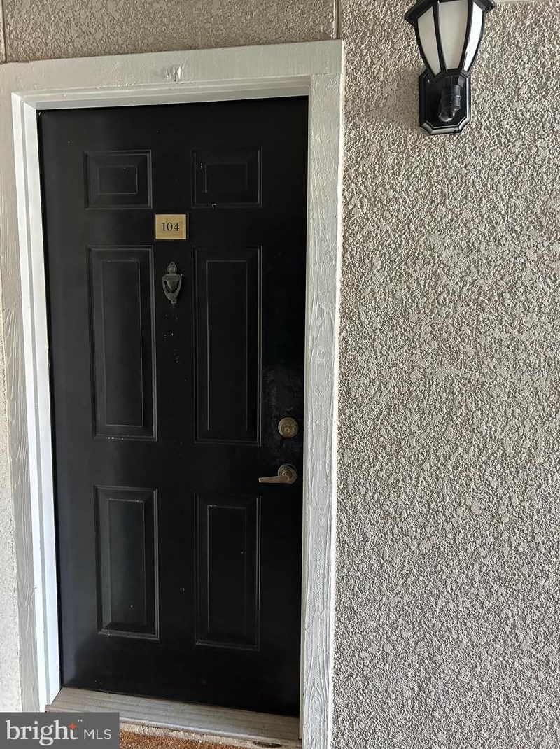 1535 Lincoln Way #104, Mc Lean, VA 22102