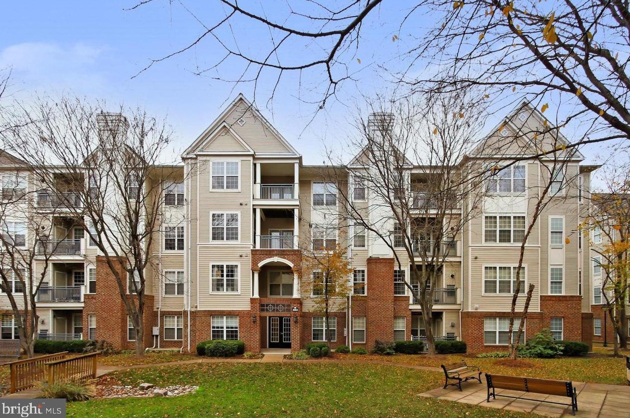 3003 Nicosh Cir #3410, Falls Church, VA 22042