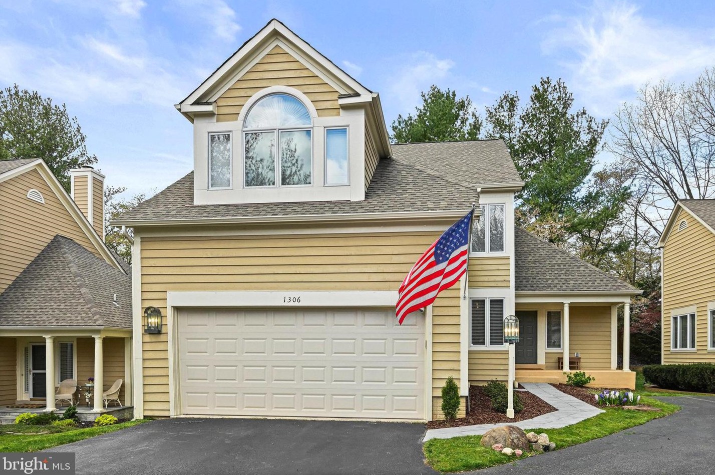 1306 Pavilion Club Way, Herndon, VA 20194