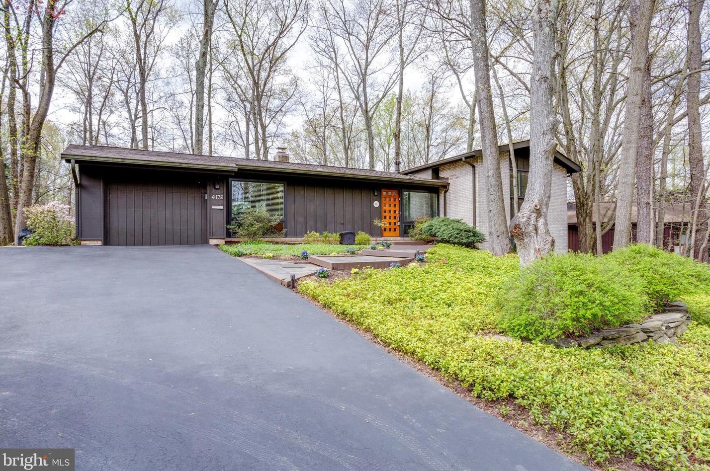 4172 Elizabeth Ln, Annandale, VA 22003