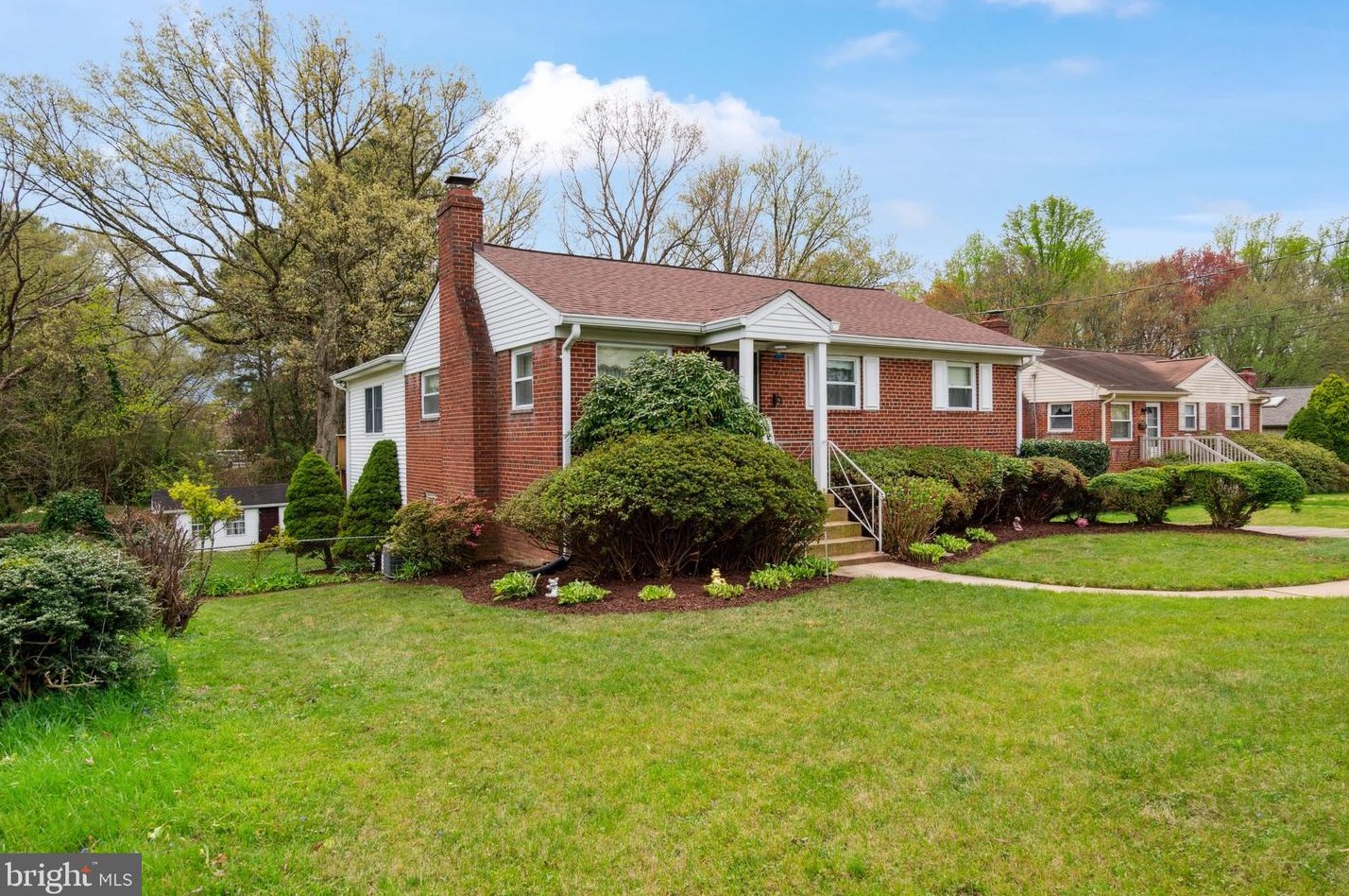 7023 Kenfig Pl, Falls Church, VA 22042