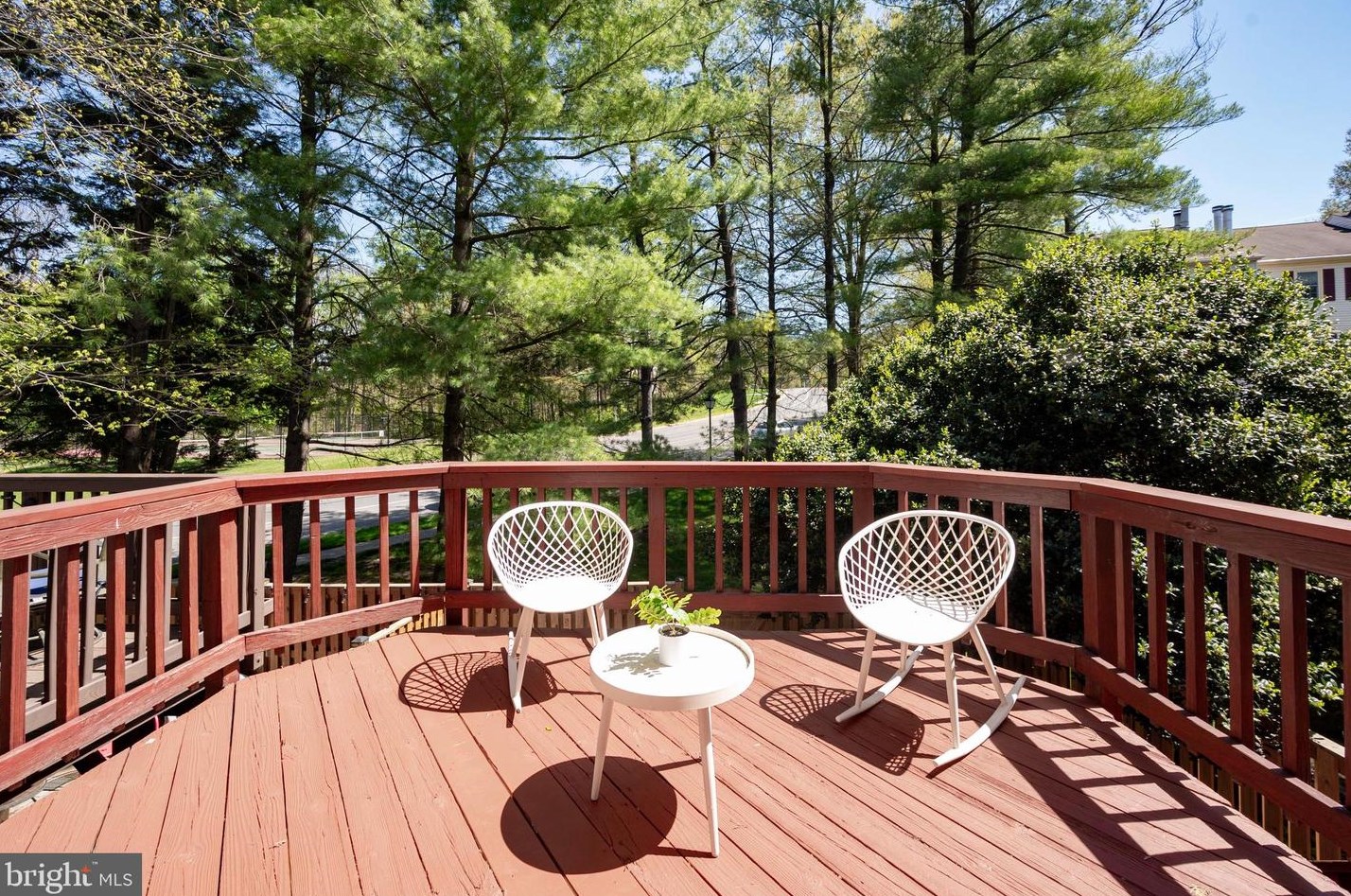 5905 Ambassador Way, Alexandria VA 22310-1748 exterior