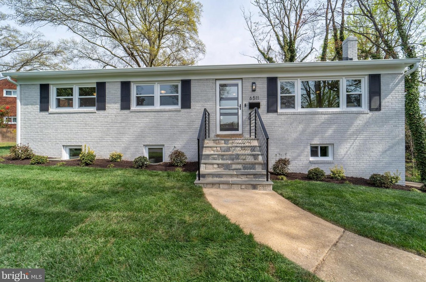 6511 Cygnet Dr, Alexandria, VA 22307-1312