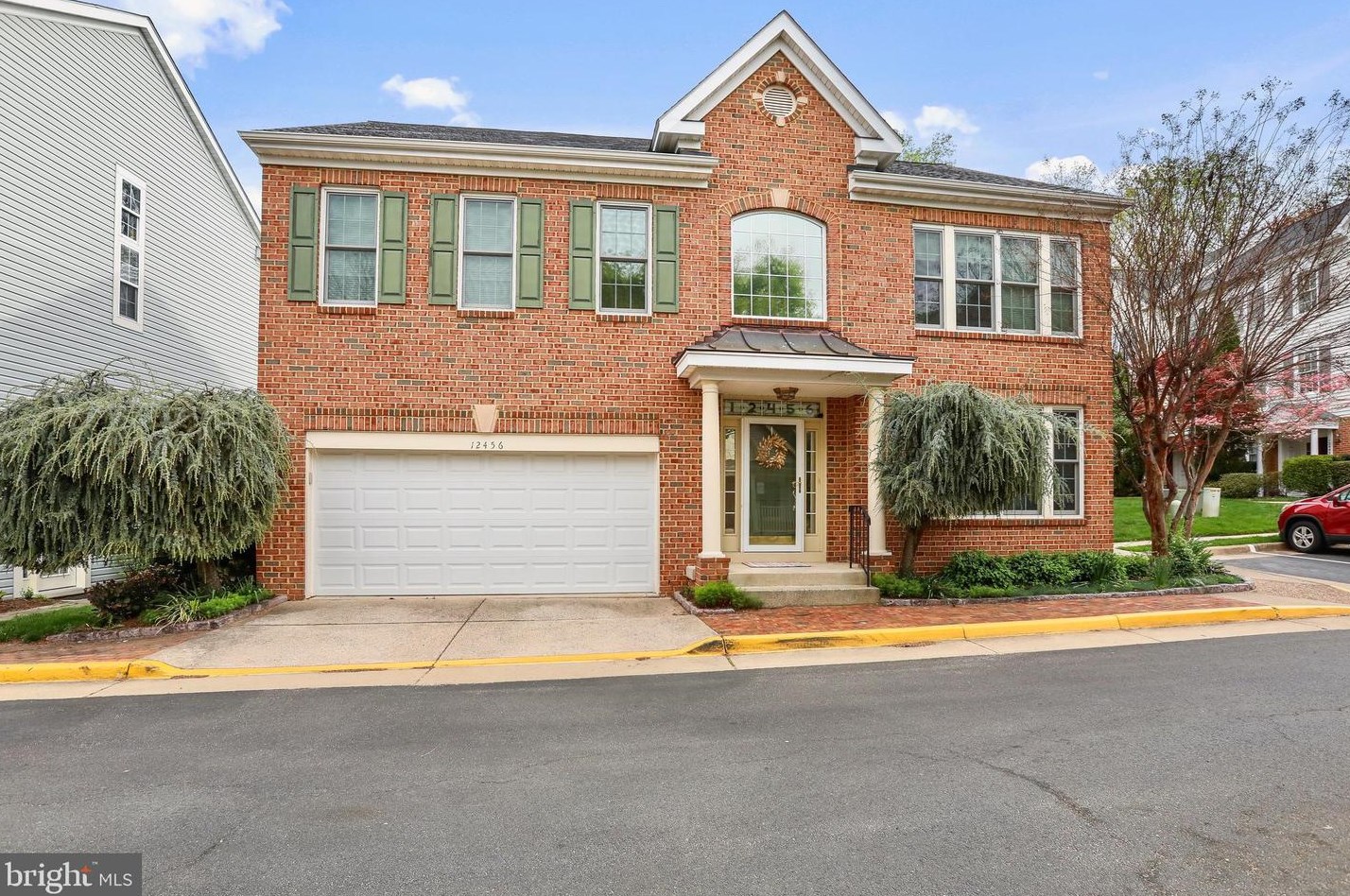 12456 Erica Hill Ln, Fairfax, VA 22033