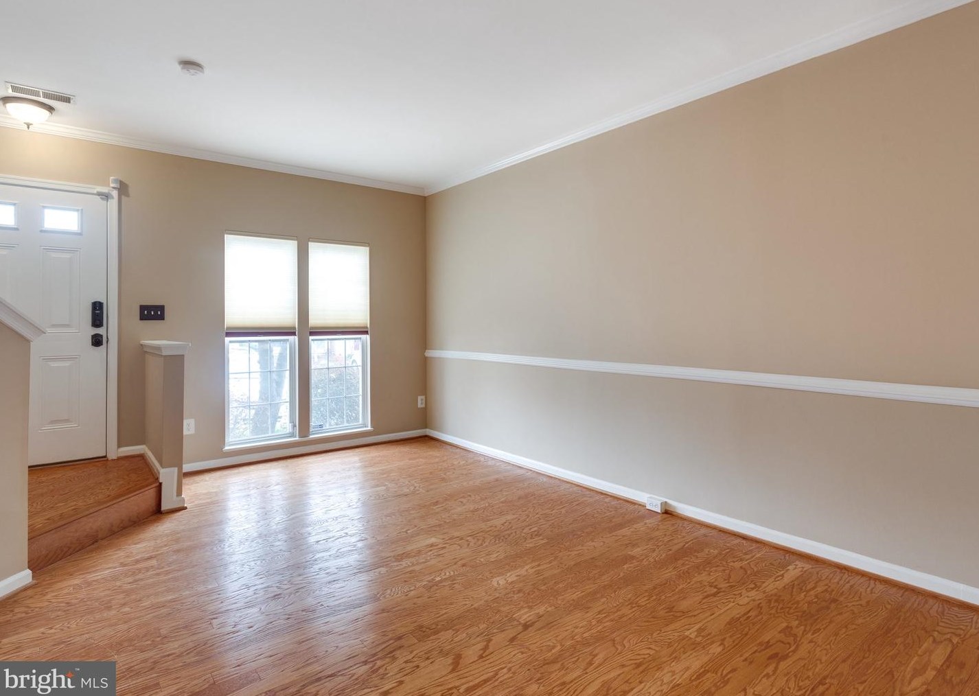 4284 Wheeled Caisson Sq, Fairfax, VA 22033