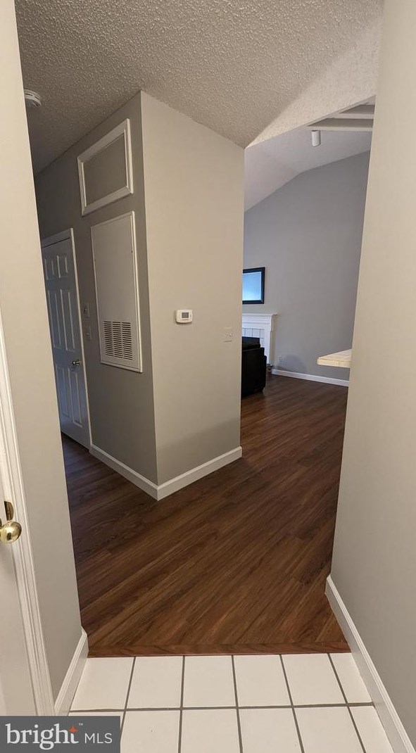 13060 Autumn Woods Way, Fairfax, VA 22033-5103