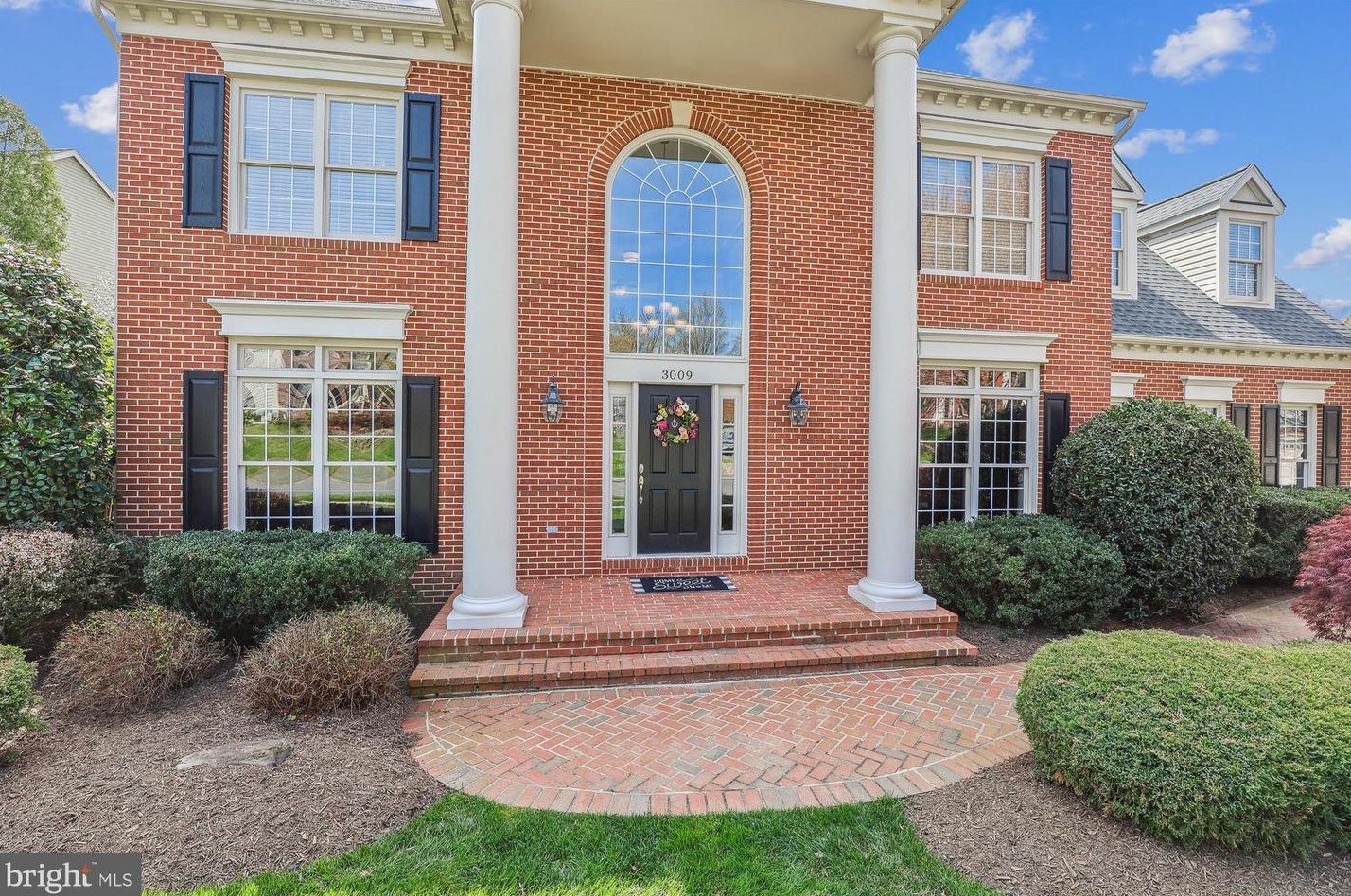3009 Franklin Corner Ln, Herndon, VA 20171