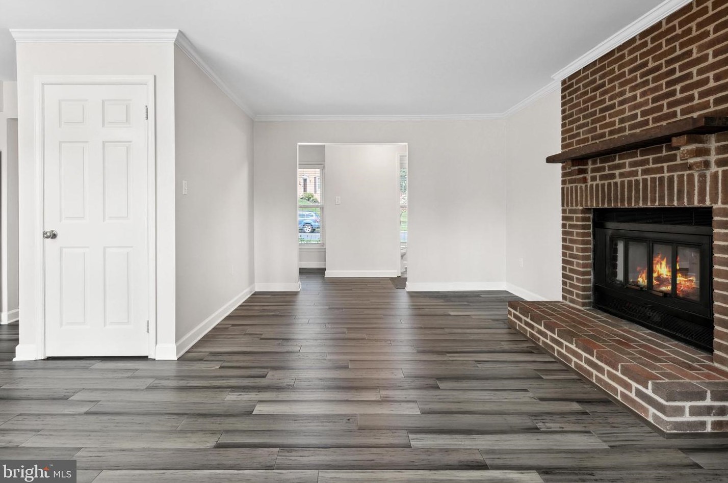 8304 Timber Brook Ln, Springfield VA  22153-2254 exterior
