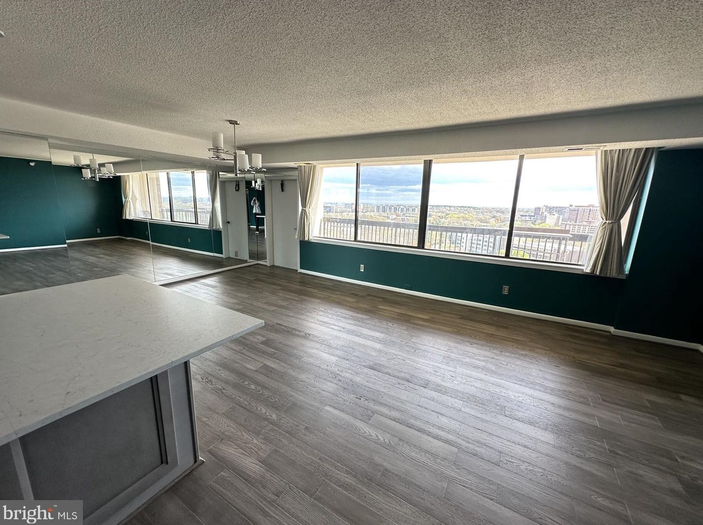 3709 S George Mason Dr #1608, Falls Church, VA 22041