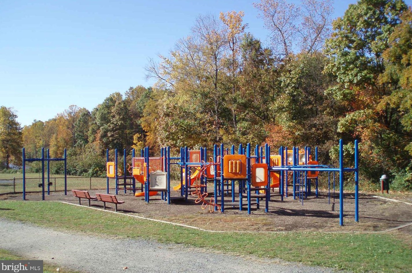 5120 Swift Ct, Fairfax VA  22032-2443 exterior