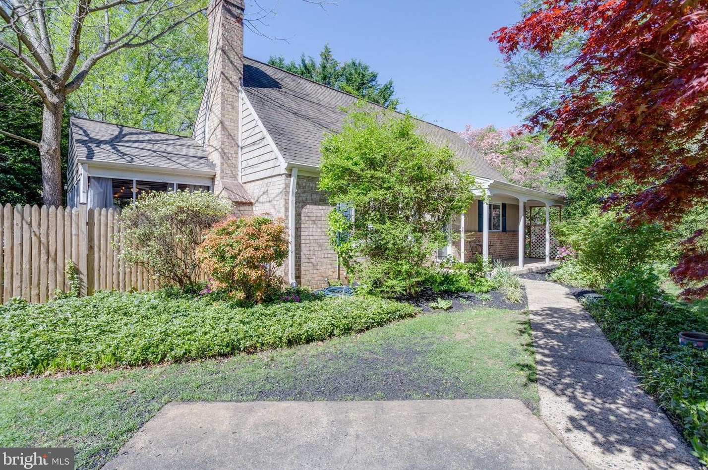 5120 Swift Ct, Fairfax VA  22032-2443 exterior