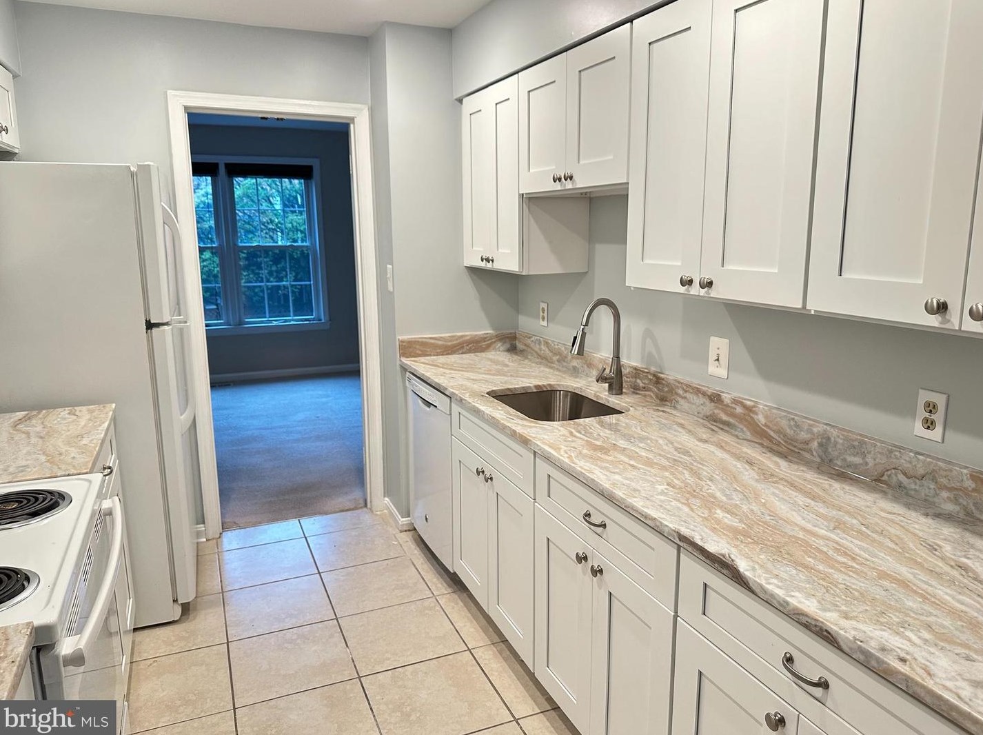 10333 Emerald Rock Dr, Vienna, VA 22124