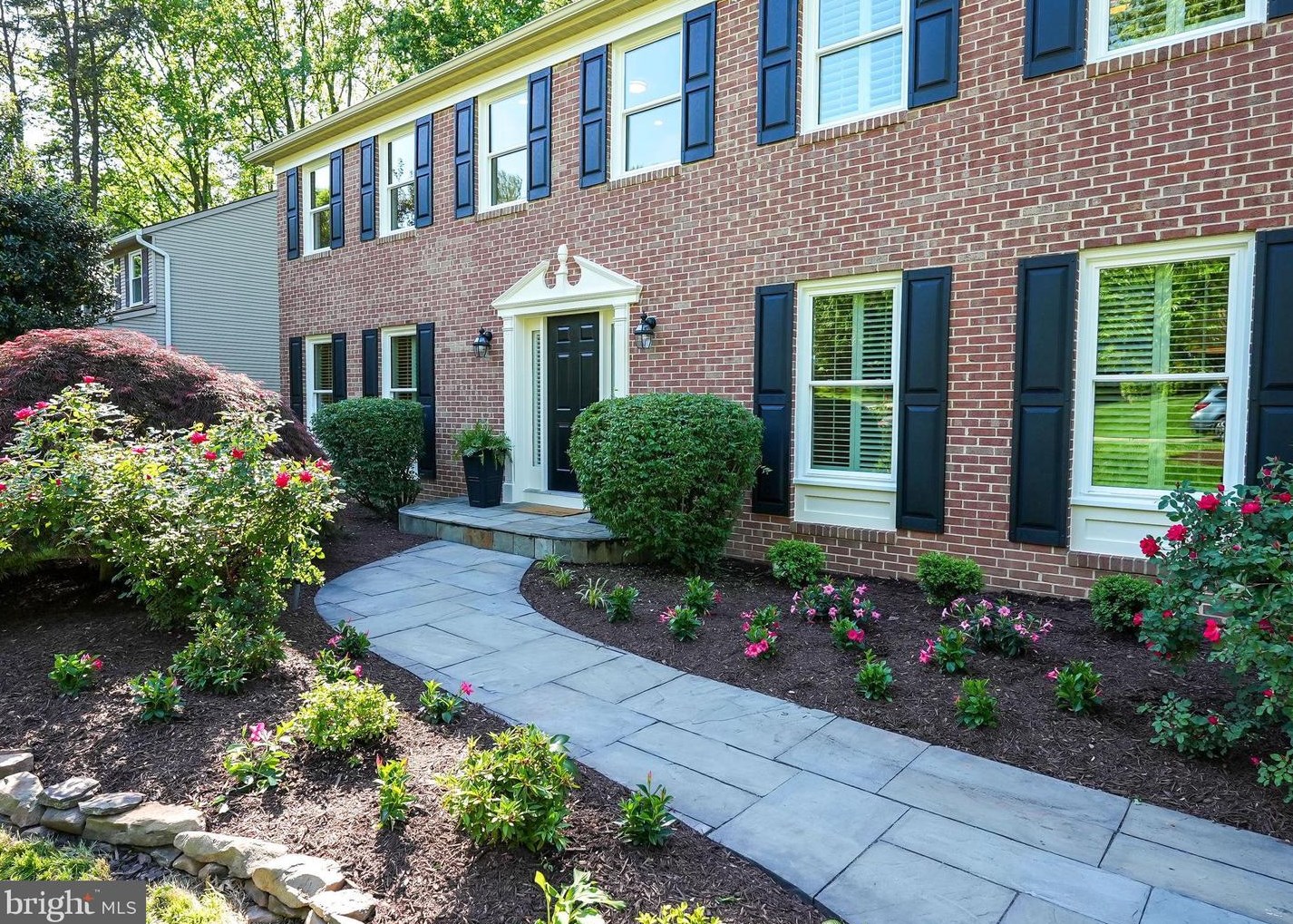 11615 Quail Ridge Ct, Herndon, VA 20194