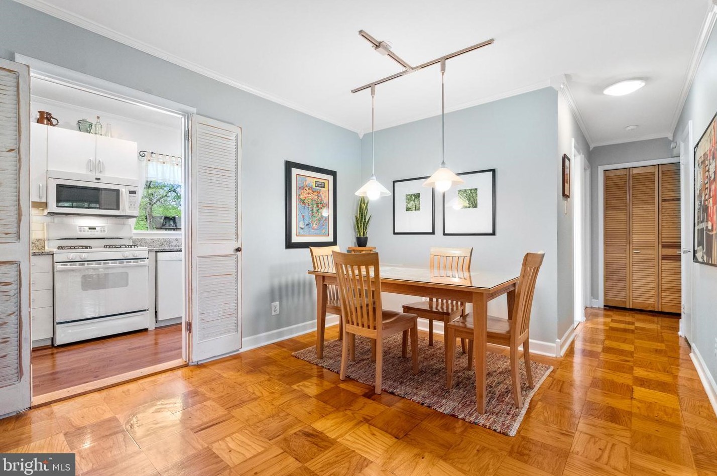 11601 Vantage Hill Rd #21b, Herndon, VA 20190