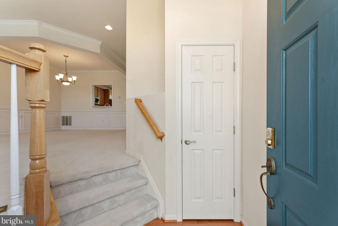 9127 Furey Rd, Lorton VA  22079-2966 exterior