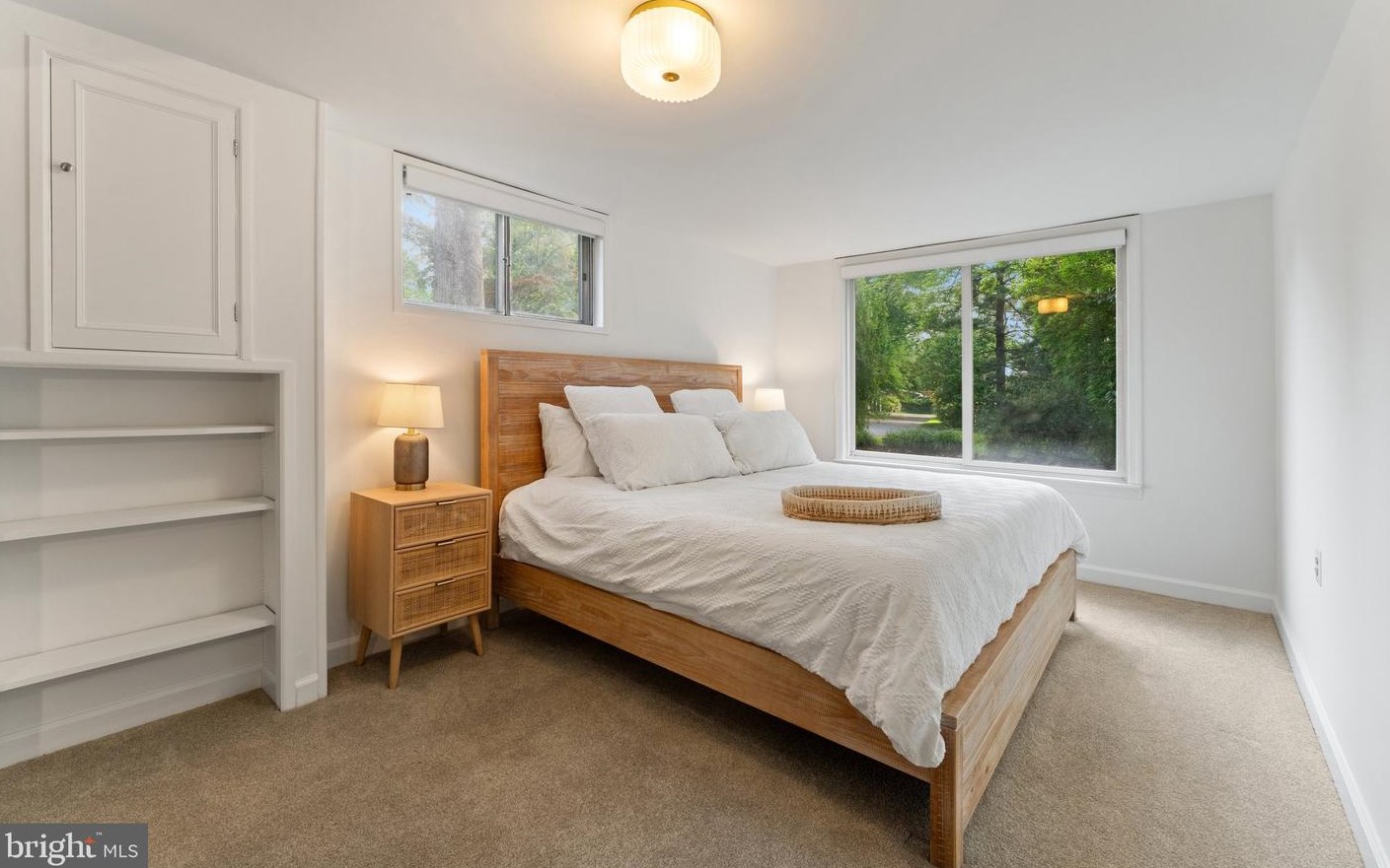 7909 Sycamore Dr, Falls Church VA  22042-3330 exterior