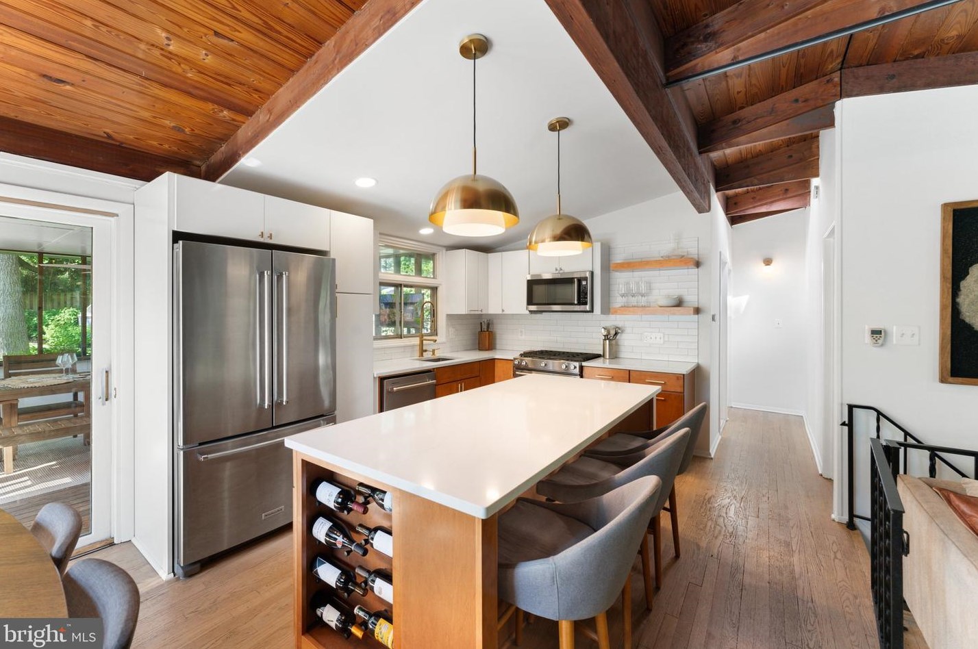 7909 Sycamore Dr, Falls Church VA  22042-3330 exterior