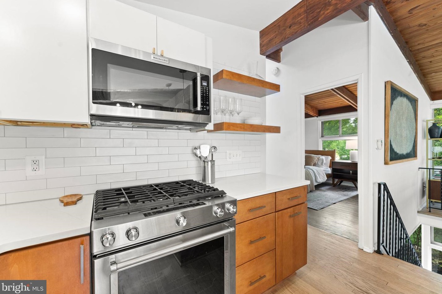 7909 Sycamore Dr, Falls Church VA  22042-3330 exterior