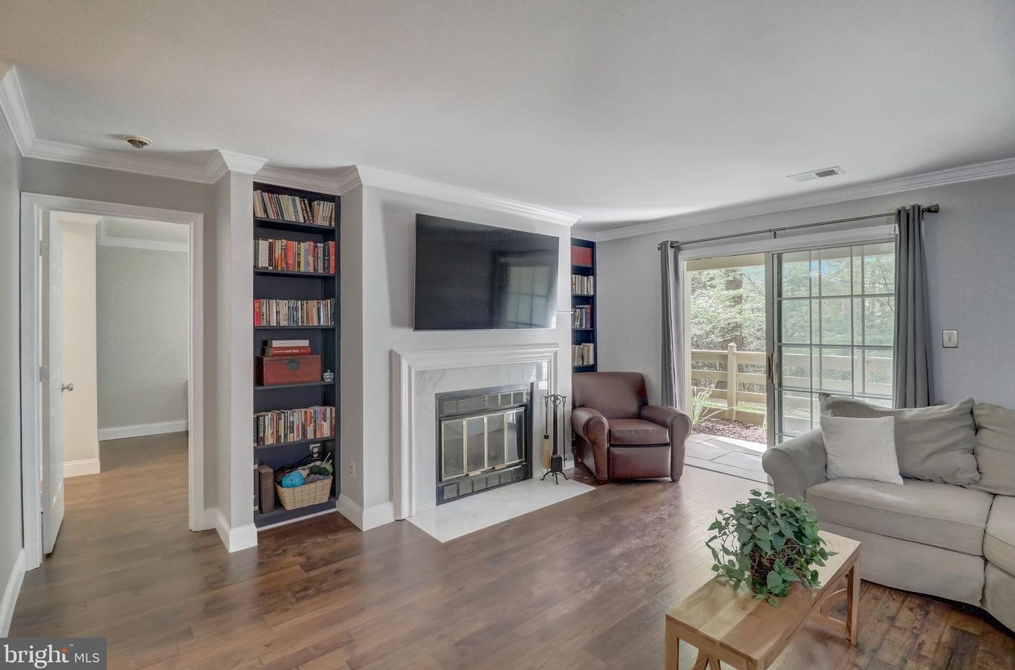 2237 Lovedale Ln #402b, Herndon, VA 20191