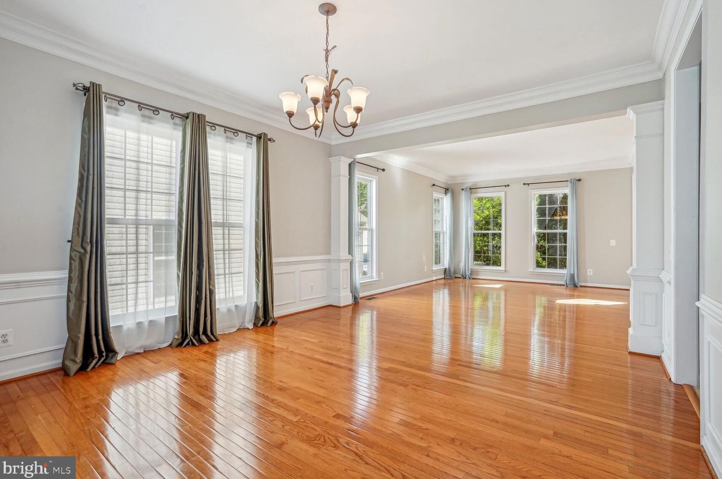 8148 American Holly Rd, Lorton VA  22079-5612 exterior