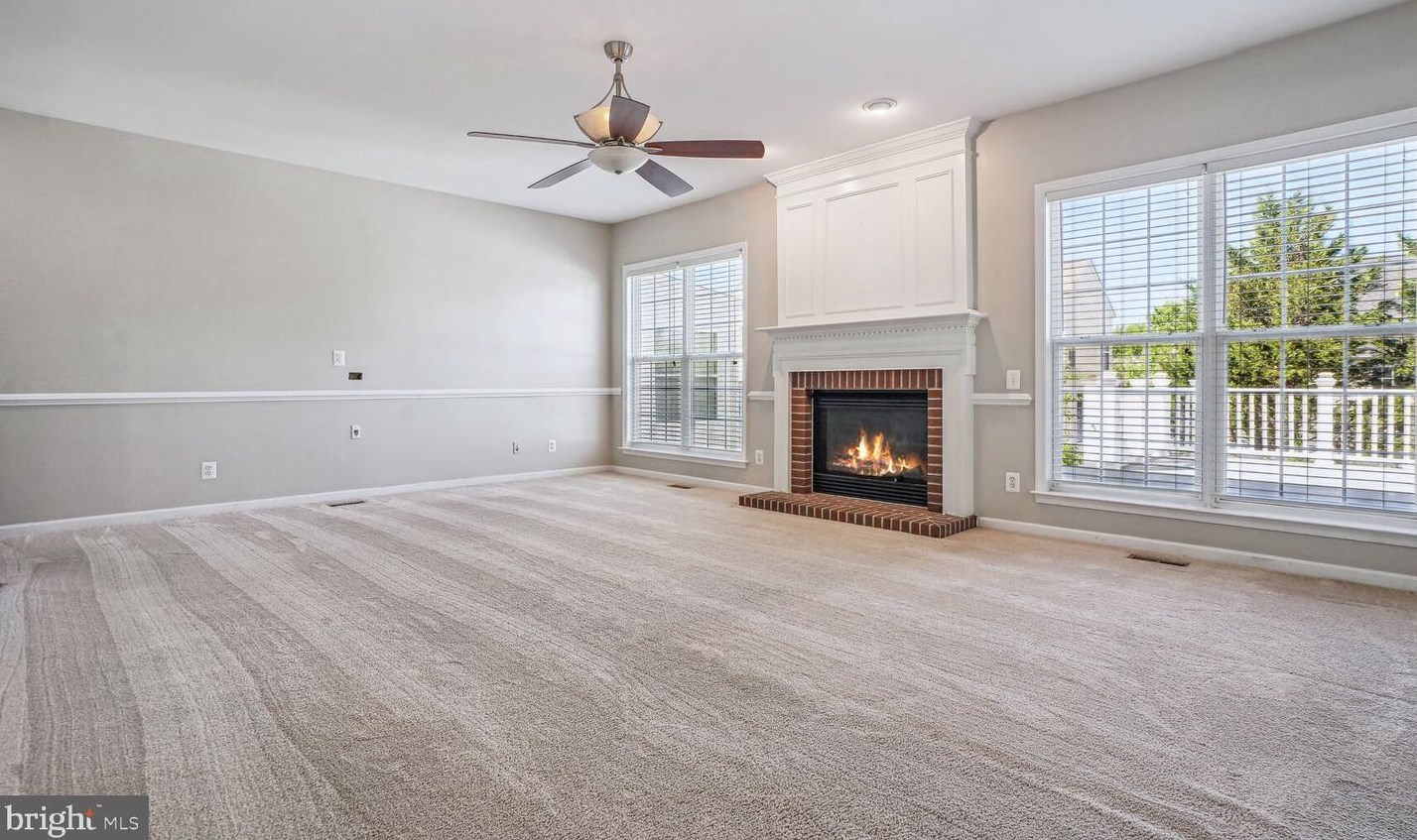 8148 American Holly Rd, Lorton VA  22079-5612 exterior