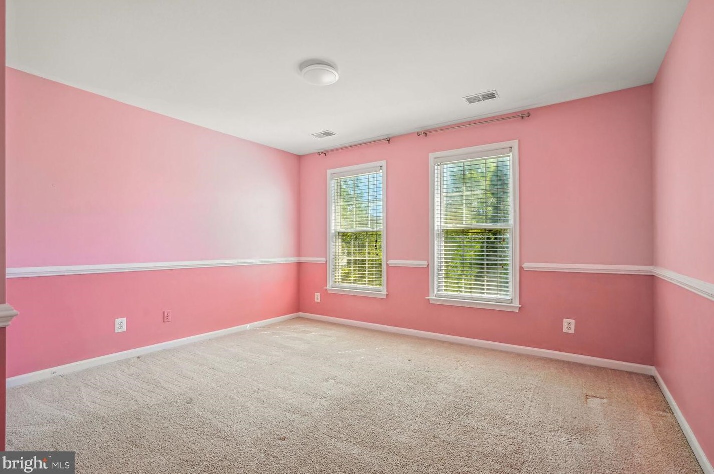 8148 American Holly Rd, Lorton VA  22079-5612 exterior