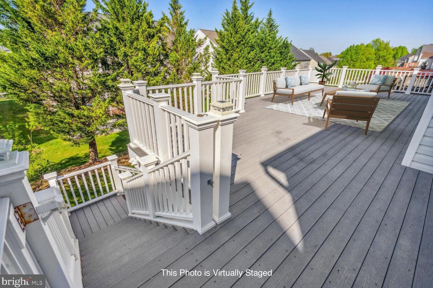 8148 American Holly Rd, Lorton VA  22079-5612 exterior