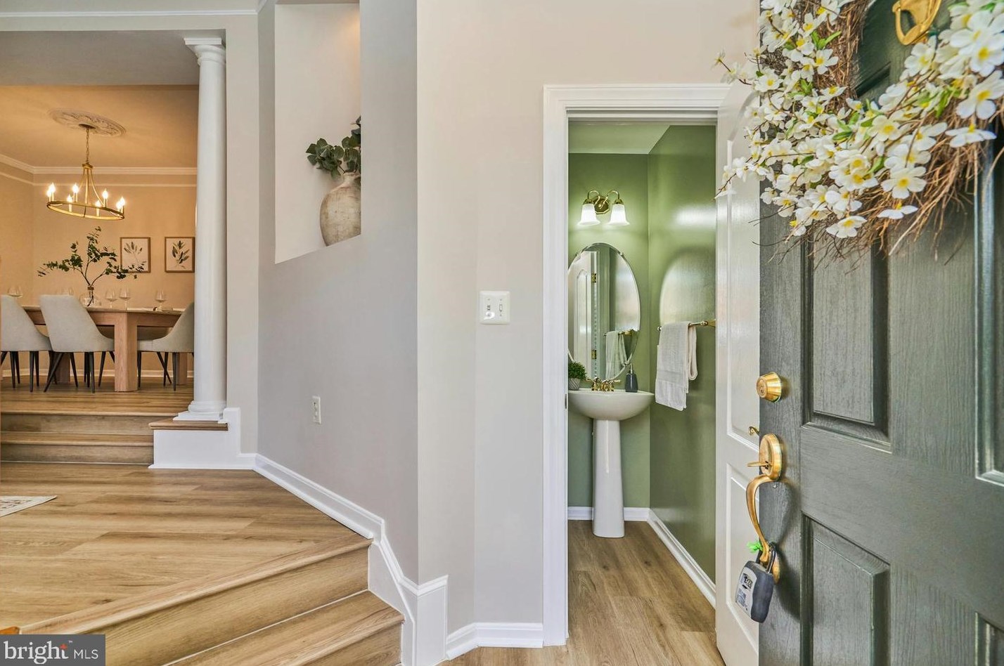 2820 Charles Dunn Dr, Vienna, VA 22180