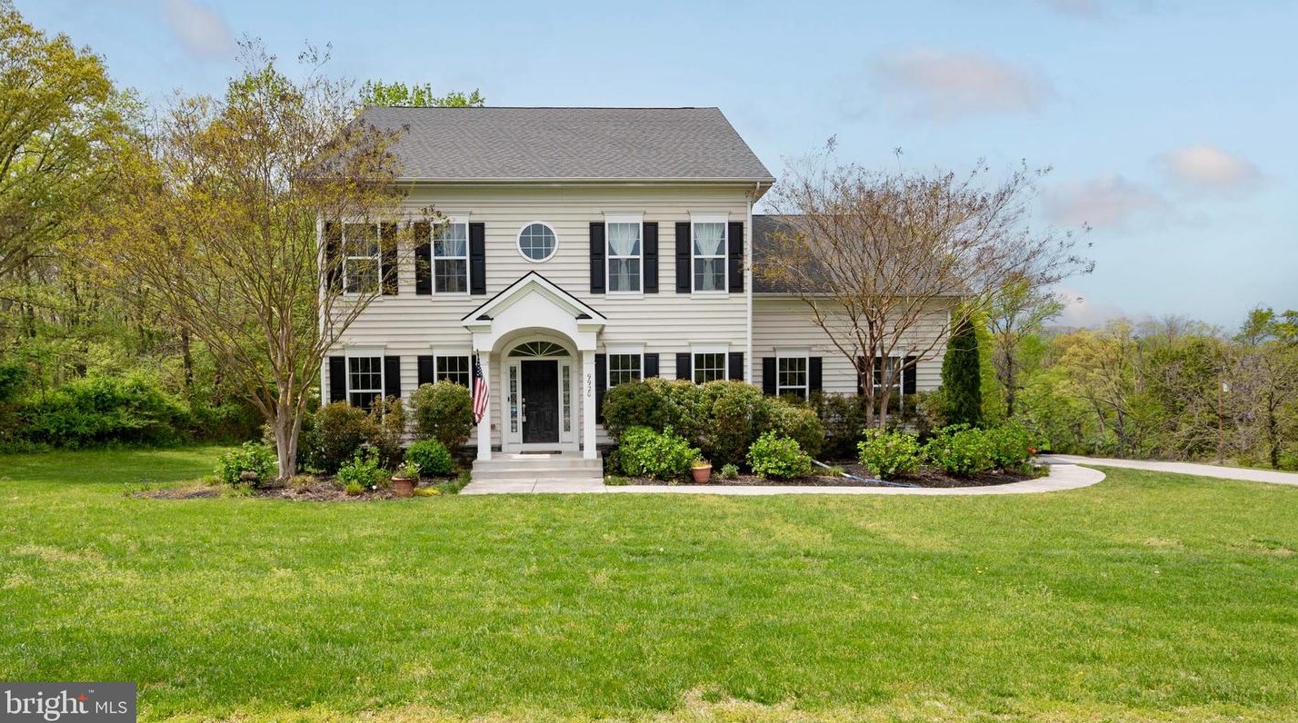 9920 Gunston Rd, Lorton, VA 22079